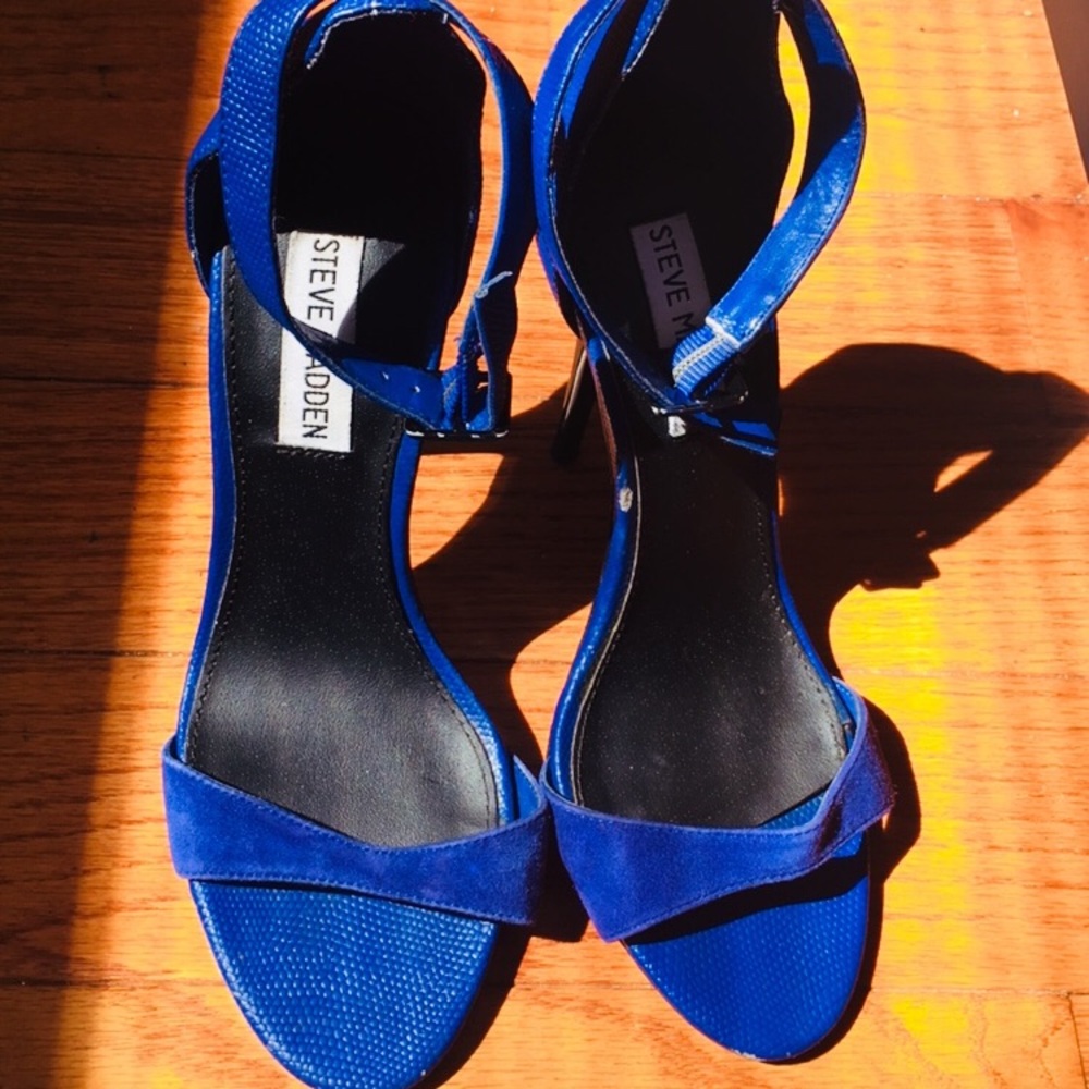 Steve Madden blue heels